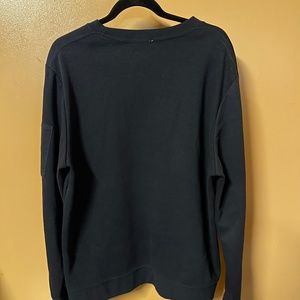 Forever 21 Black Crewneck Sweater